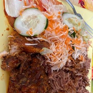 Meet your Posher, Shereen